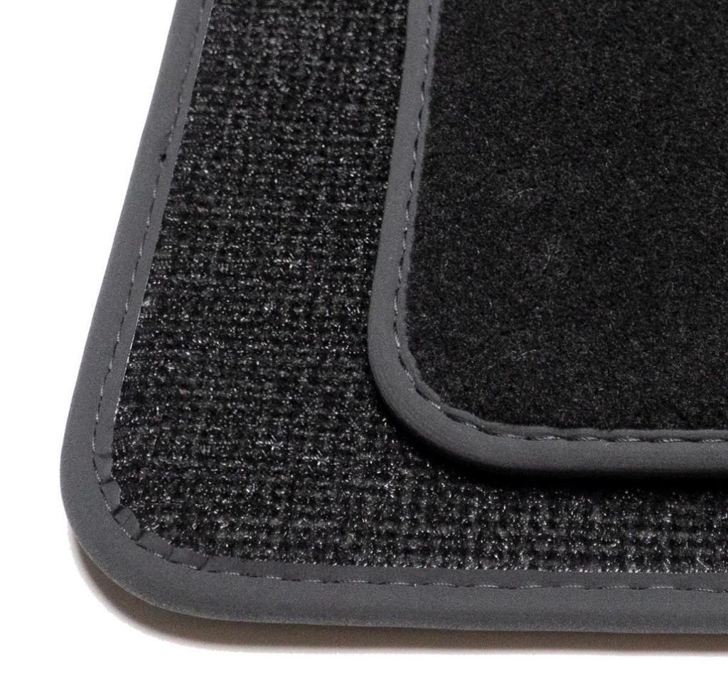 Mitsubishi Lancer Evolution 8 & 9 Velour Floor Mats 2003-2006 – Black
