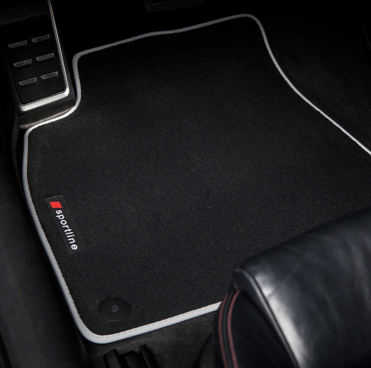 For Audi A4, S4 Sedan & Wagon B5 After Facelift Floor Mats-Silver Sportline