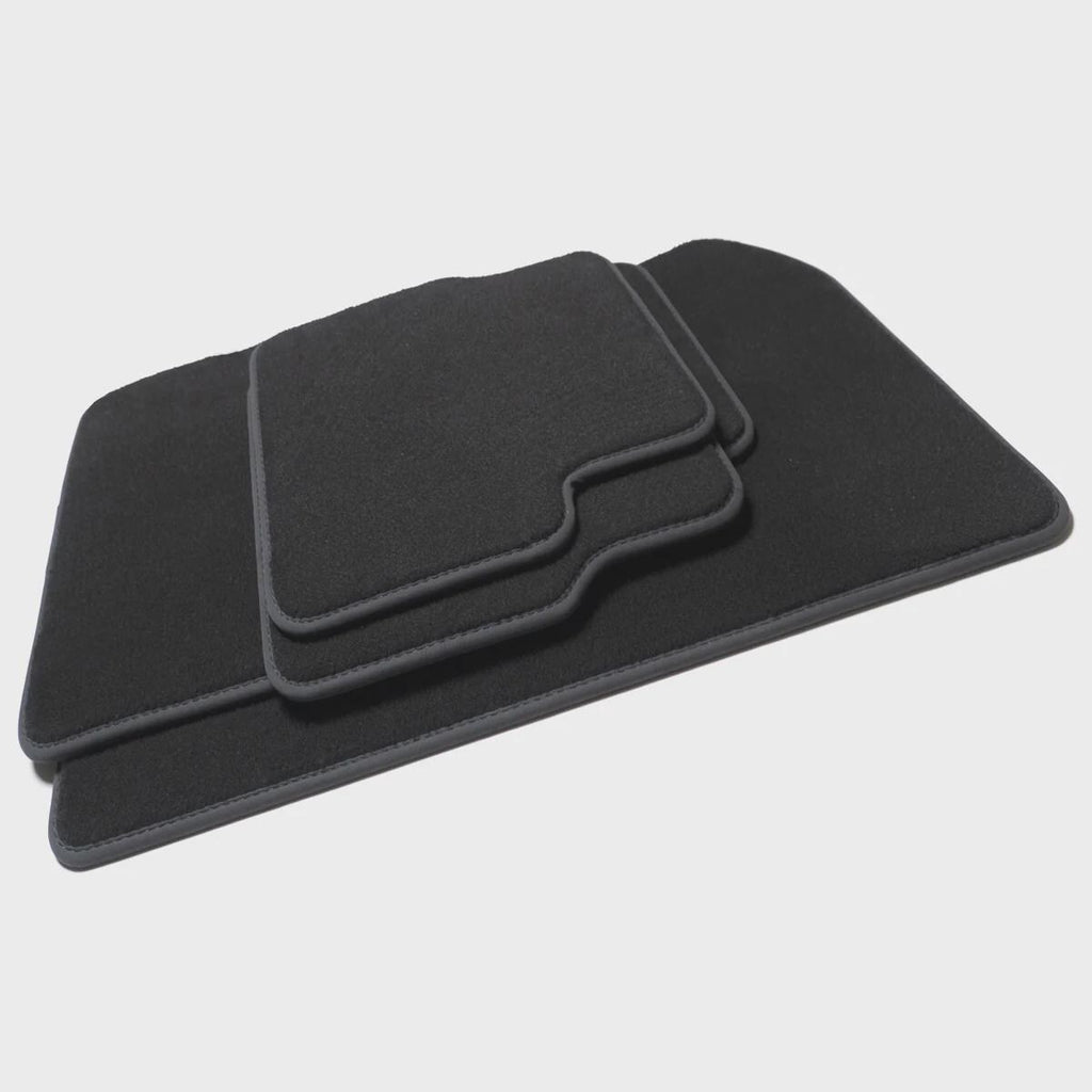 Land Rover Defender 110 Velour Floor Mats 2007-2019 – L316 – Black