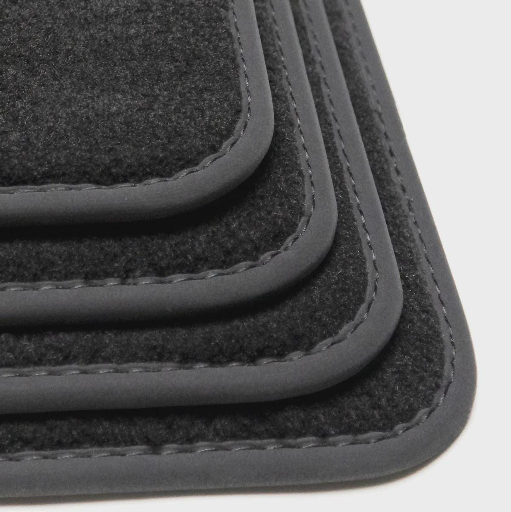 Land Rover Defender 110 Velour Floor Mats 2007-2019 – L316 – Black