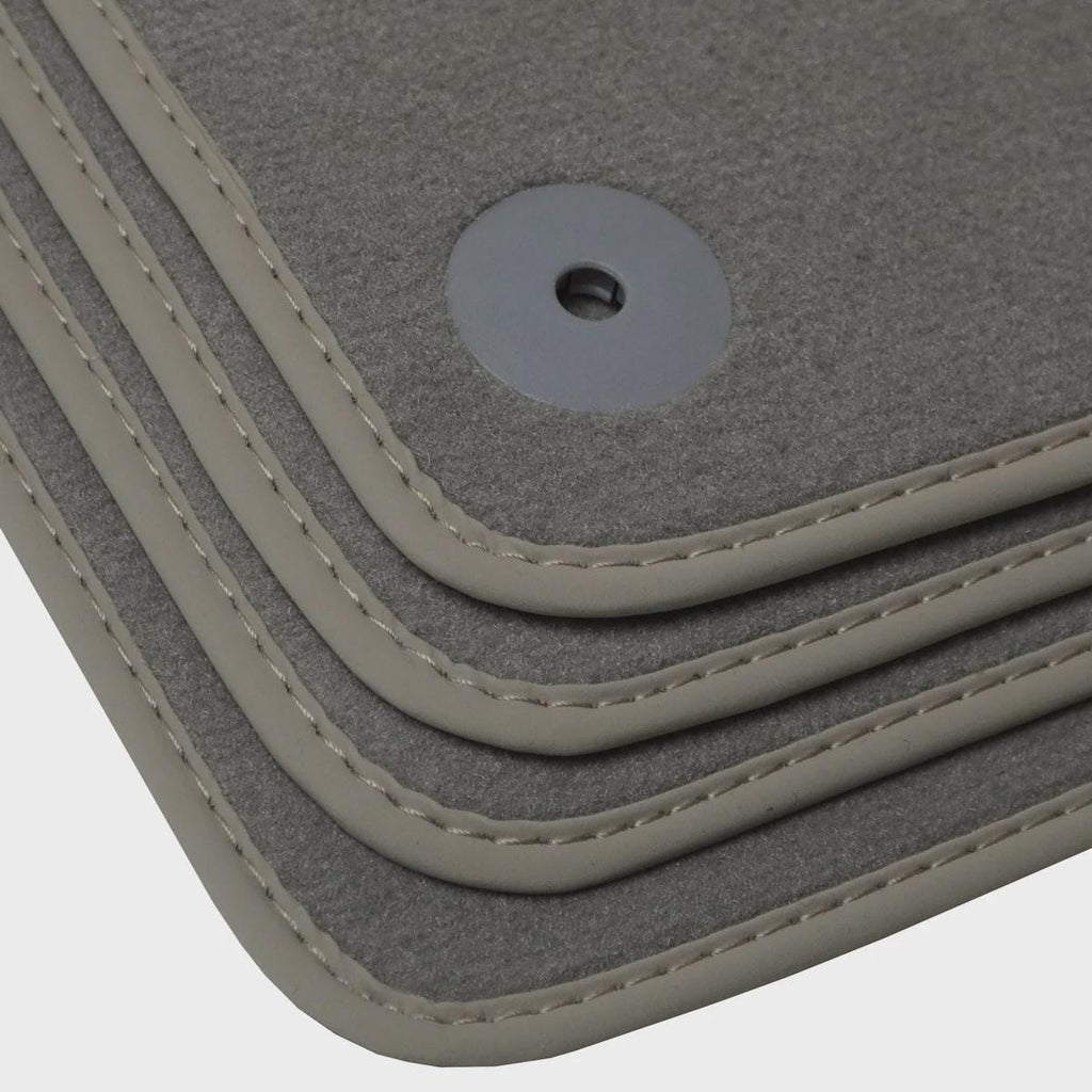 Audi A4 & S4 Velour Floor Mats 2009-2016 – B8 – Light Gray