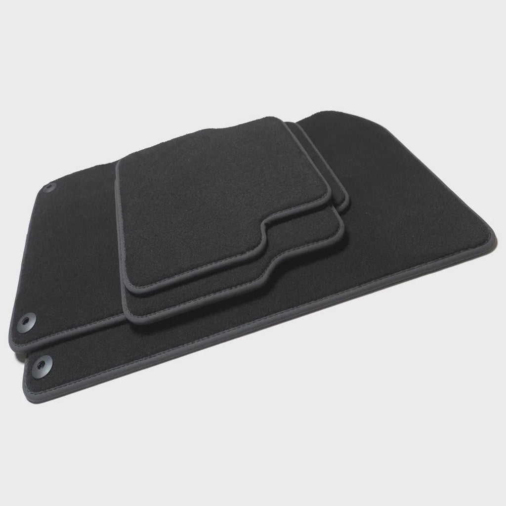Land Rover Discovery Velour Floor Mats – L462 – Black