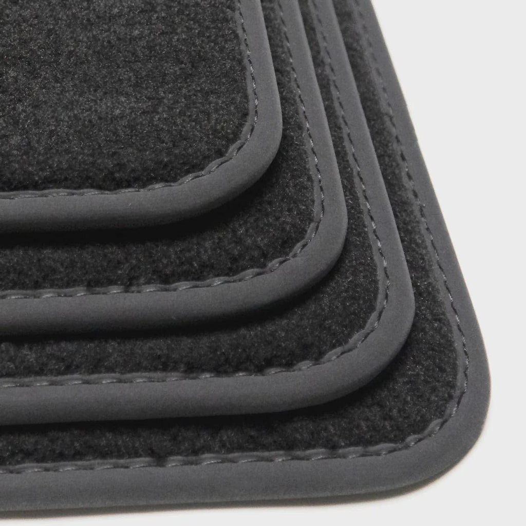 Land Rover Defender 90 Velour Floor Mats 2007-2019 – L316 – Black
