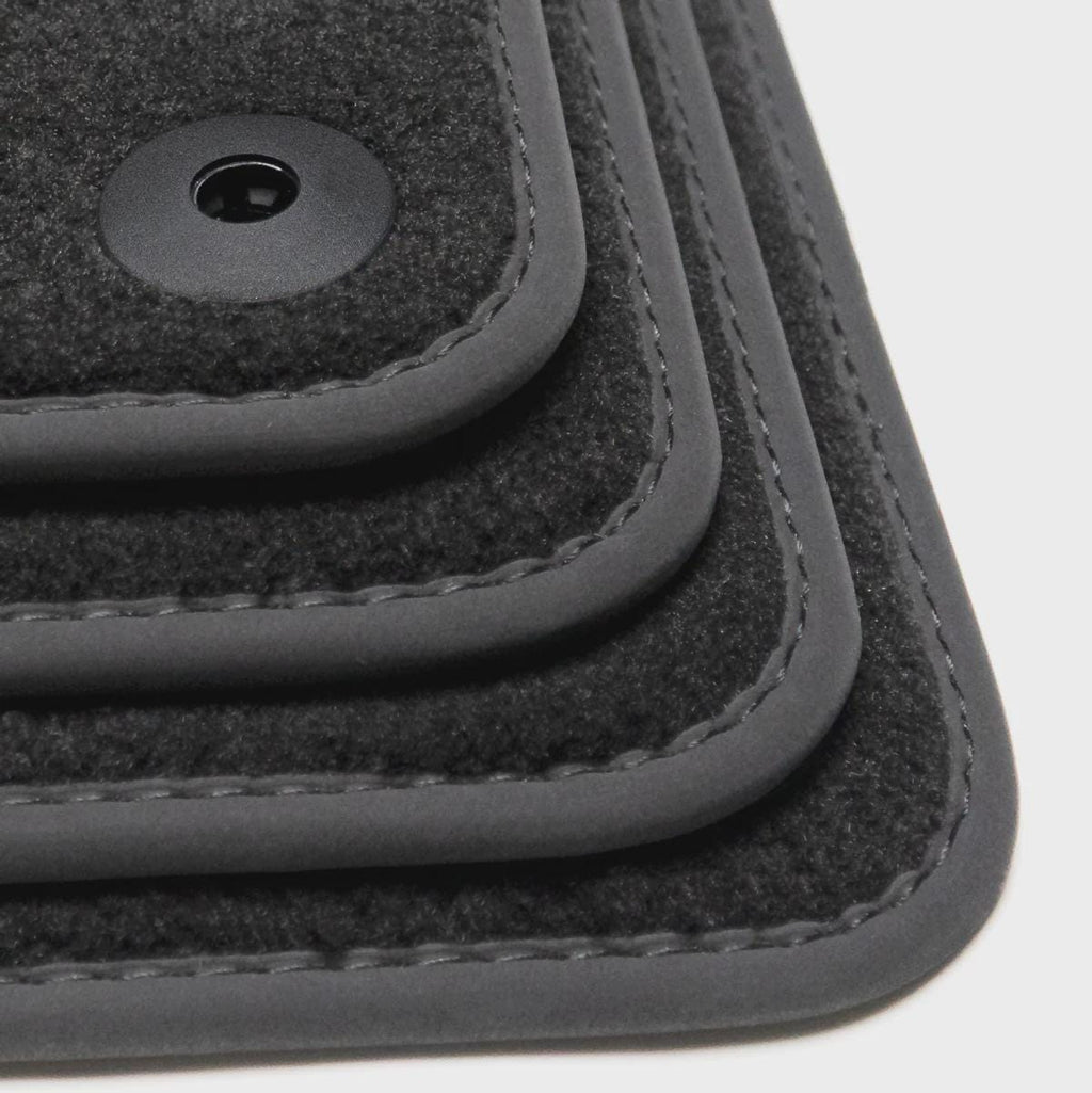 Land Rover LR4 / Discovery 4 Floor Mats - 2010-2013 L319 - Black
