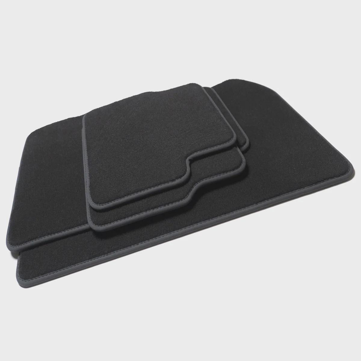 Range Rover Velour Floor Mats 1994-2002 – P38A – Black