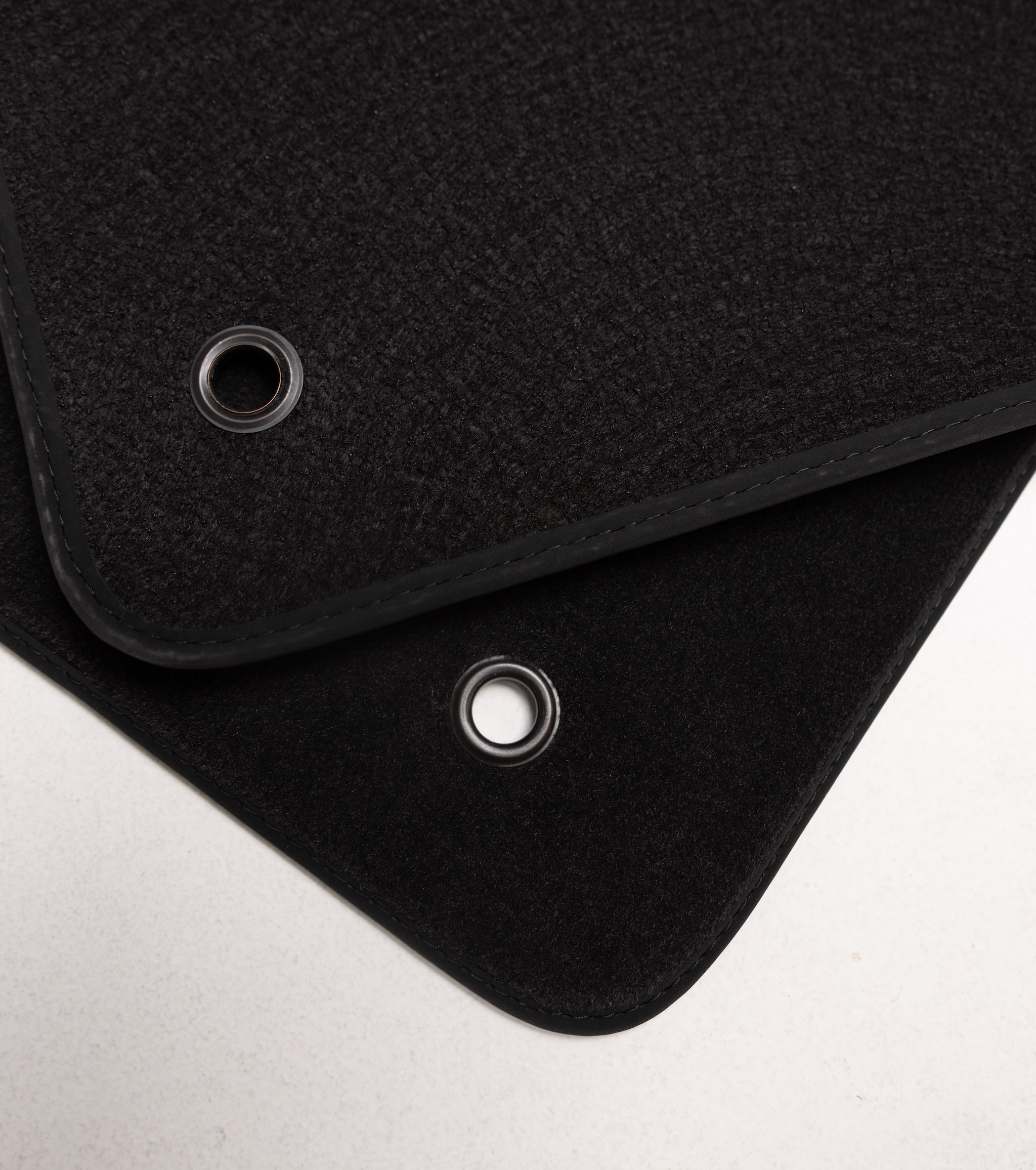 Jeep Grand Cherokee Velour Floor Mats 2011–2012 – WK2 – Black