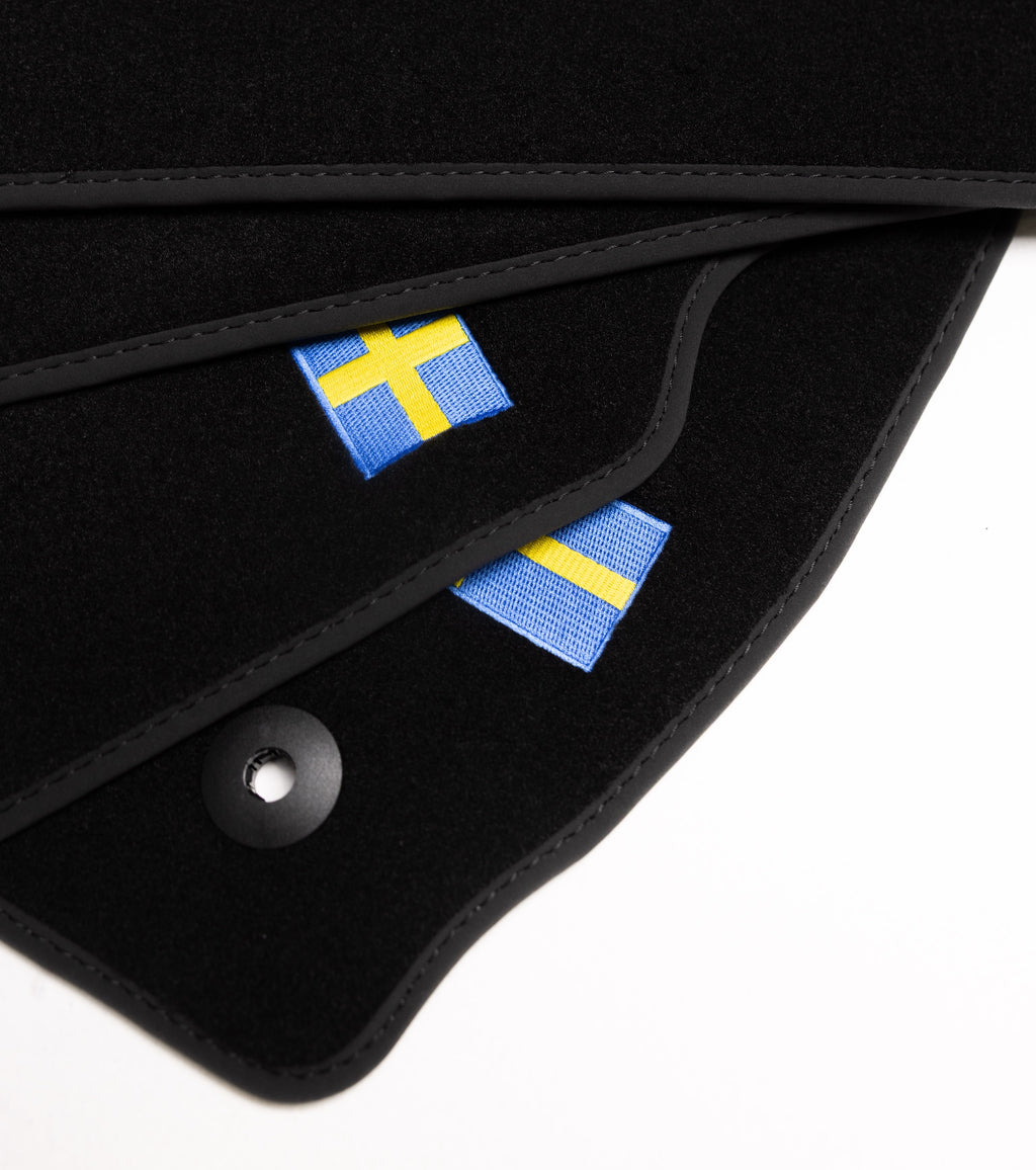 Volvo V40 Floor Mats - 2012-2021 - Flag Logo