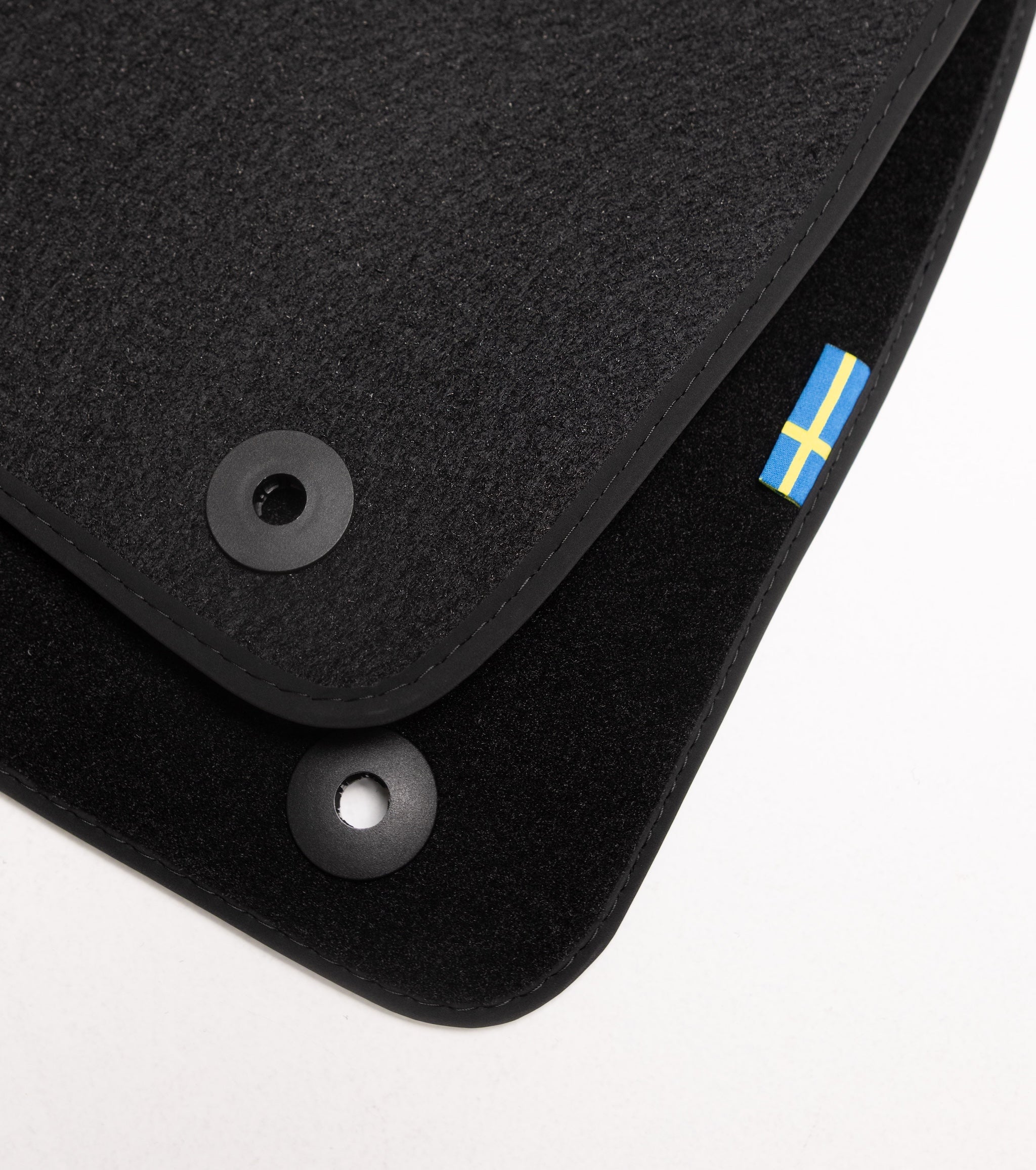 Volvo V40 Floor Mats - 2012-2021 - Flag Tag