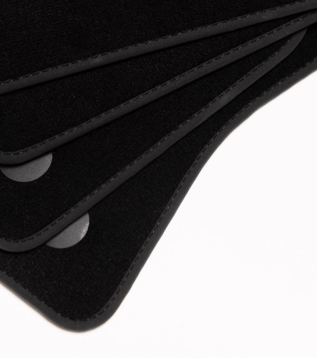 Volkswagen EOS Velour Floor Mats 2006-2016 – Black
